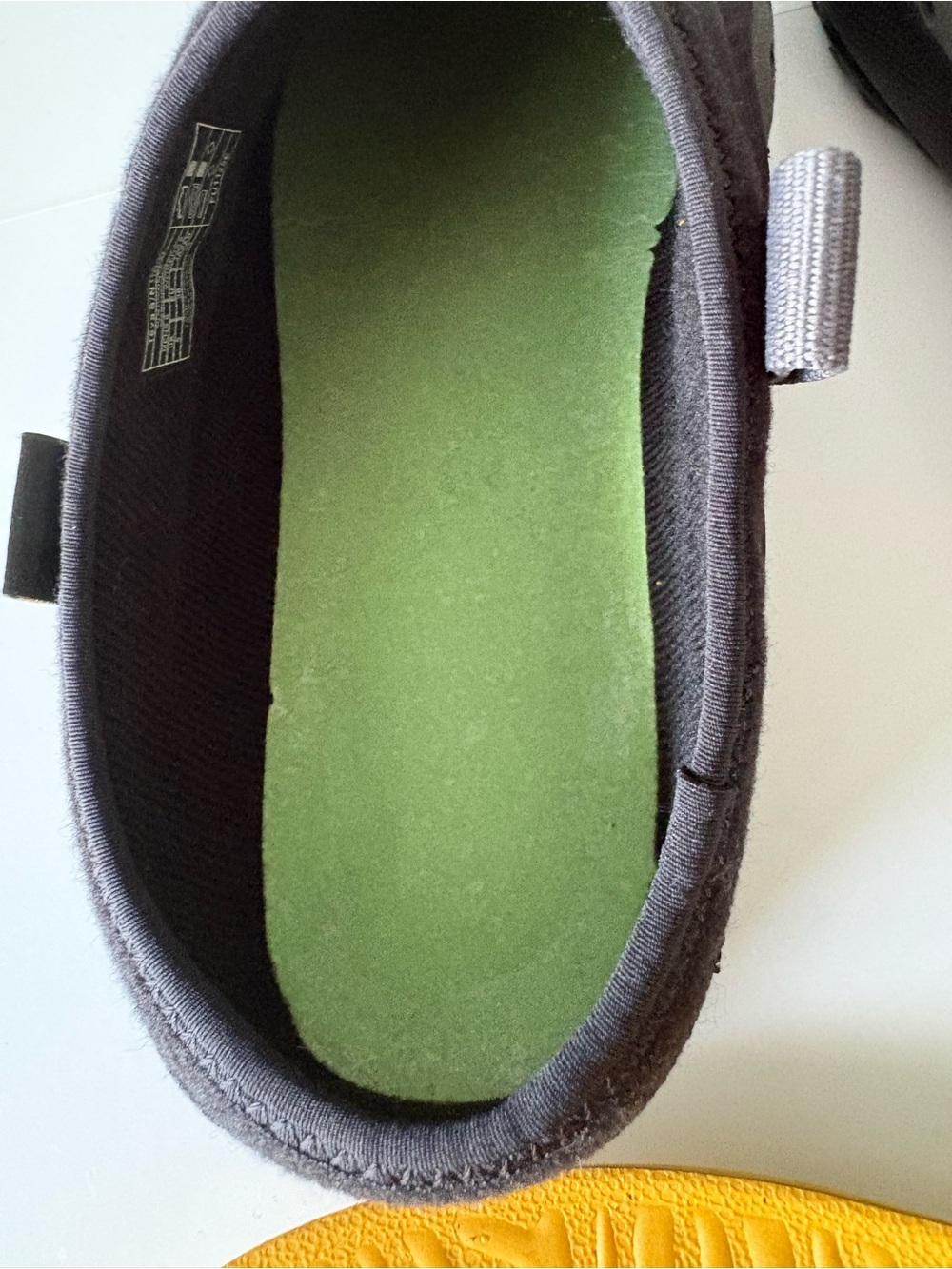 Teva ReEmber Moc Black Slip On Shoes Men’s 6 Women’s 8 Quilted - Picture 3 of 8